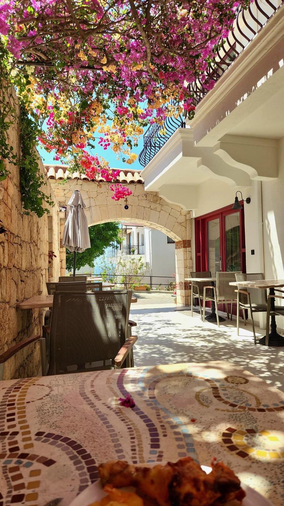 Hotel Begonvil Kaş Ngoại thất bức ảnh
